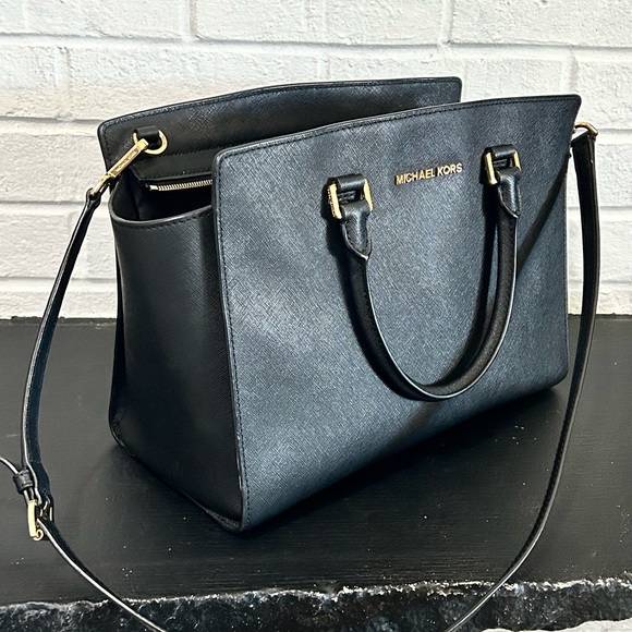 Michael Kors Medium Black Leather Satchel Tote - Picture 4 of 5